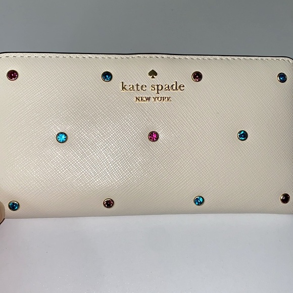 Kate Spade Studded Large Slim Bifold Wallet in Meringue Madison NWT - Picture 9 of 9